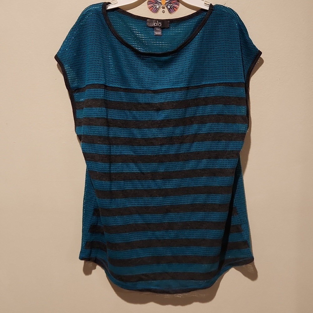 ❤️ ALO YOGA MUSCLE TEE / TOP, MEDIUM